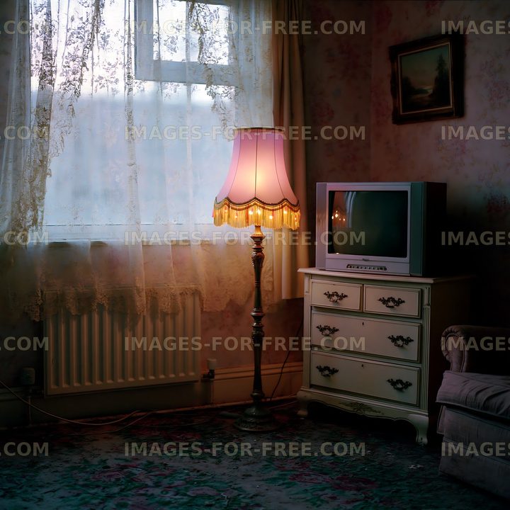 Old living room with a lamp and vintage television